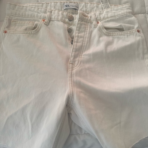 Zara Dresses & Skirts - Jean white shorts Zara